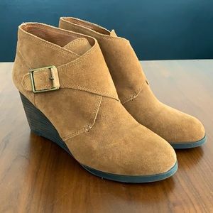Lucky Brand  Brown Sumarah Boots/Booties, size 8